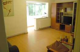 Apartament 3 camere, 70 mp, garaj, zona strazii Viilor