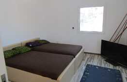 Casa de vanzare, 115 mp, front 9 ml, teren de 155 mp, zona Piata Cipariu