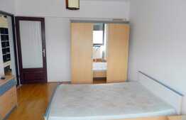 Apartament de inchiriat 2 camere, 50 mp, AC, parcare, zona Iulius Mall