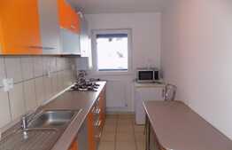 Garsoniera 40 mp, decomandata, garaj, zona Calea Turzii