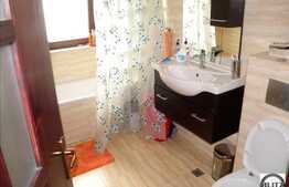 Vanzare apartament cu 2 camere, 57 mp, decomandat