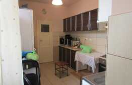 Casa 65 mp utili, teren de 114 mp, zona Farmec