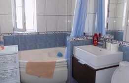 3 camere, 90 mp, mobilat modern, A.C., zona UMF