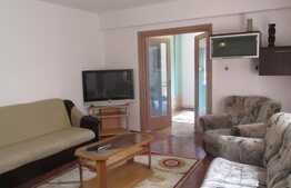 Apartament 4 camere, 80 mp, loc de parcare, boxa, zona Parcului Central