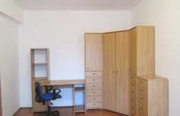 Apartament 4 camere, 80 mp, loc de parcare, boxa, zona Parcului Central