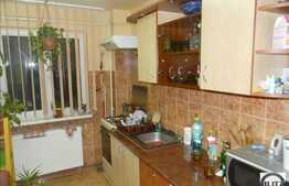 Vanzare 2 camere, 56 mp in zona Diana, izolat termic