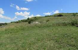 Teren 3500 mp, front 34 ml utilitati la front, zona linistita nou dezvoltata