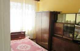 Apartament 2 camere, 40 mp, etaj intermediar, zona Facultatii de Litere