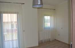 Casa amenajata impecabil! 240 mp utili, teren 482 mp, piscina acoperita, zona de case!