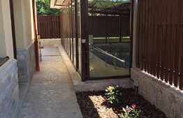 Casa amenajata impecabil! 240 mp utili, teren 482 mp, piscina acoperita, zona de case!