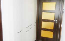 Apartament 3 camere, 65 mp, decomandat, boxa subsol, zona Piata Flora