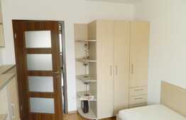 Apartament 3 camere, 65 mp, decomandat, boxa subsol, zona Piata Flora