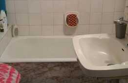 De vanzare garsoniera, 26 mp, boxa la subsol, zona Big