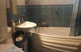 Apartament de vanzare, 4 camere, 79 mp, loc de parcare, boxa subsol, zona Nora