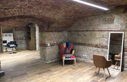 Spatiu central, 75 mp, demisol, zona Tribunalului!