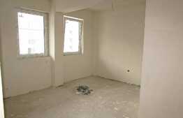 2 camere, 47 mp, balcon de 8 mp! Semifinisat! Zona VIVO! Posibilitate parcare!