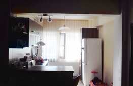 De vanzare apartament 2 camere, 49 mp, parcare, zona strazii Calea Turzii