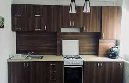 De vanzare apartament 2 camere, 67 mp, decomandat, zona strazii Eroilor