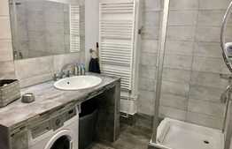 De vanzare apartament 2 camere, 67 mp, decomandat, zona strazii Eroilor