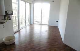 Apartament cu 3 camere, 58 mp, terasa! Zona strazii Florilor!
