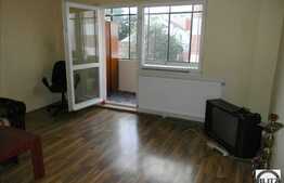 Apartament 3 camere decomandate, 67 mp, zona Cora. Boxa la subsol inclusa!