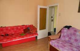 Apartament 3 camere, 57 mp, decomandat, parcare, etaj intermediar, zona Big