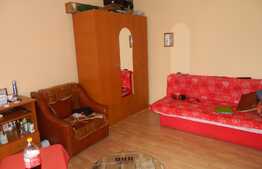 Apartament 3 camere, 57 mp, decomandat, parcare, etaj intermediar, zona Big