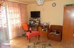 Apartament 3 camere, 57 mp, decomandat, parcare, etaj intermediar, zona Big