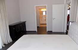 Apartament de top. Mobilier si finisaje de lux, 4 camere, 105 mp 