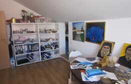 Apartament la mansarda cu 4 camere, 128 mp! Zona strazii Eroilor!