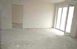 3 camere, 62 mp, 2 balcoane, semifinisat! Finalizat in 2017! Zona VIVO!