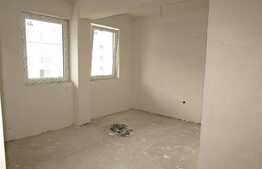 2 camere, 47 mp, balcon de 8 mp! Semifinisat! Zona VIVO! Posibilitate parcare!