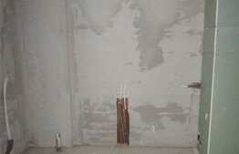 2 camere, 47 mp, balcon de 8 mp! Semifinisat! Zona VIVO! Posibilitate parcare!