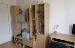 Apartament 3 camere, 65 mp, decomandat, boxa, zona Cinema Marasti