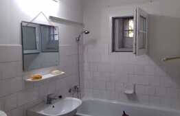 3 camere, 65 mp, decomandat, garaj, boxa, zona strazii Nicolae Titulescu