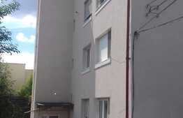 Casa cu 4 camere, 133 mp, teren 200 mp, front 20, zona Observator