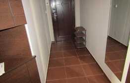 Apartament decomandat cu 2 camere, 56 mp! Parcare! Zona strazii Tineretului!