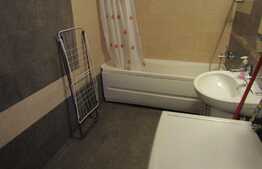 Apartament decomandat cu 2 camere, 56 mp! Parcare! Zona strazii Tineretului!