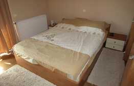 De vanzare apartament 4 camere, 100 mp, 2 garaje, zona strazii Lunii