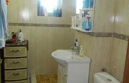 De vanzare 2 camere, 50 mp utili, zona Piata Flora, cu boxa la subsol