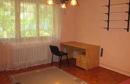 Apartament cu 2 camere, 49 mp, decomandat, zona Mercur