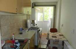 Apartament 2 camere, 42 mp, decomandat, etaj intermediar, zona Big