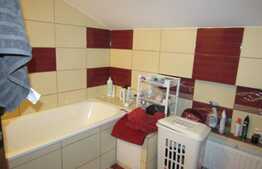 De vanzare apartament 3 camere, 130 mp, decomandat, zona strazii Corneliu Coposu