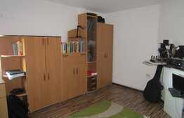 De vanzare apartament 3 camere, 130 mp, decomandat, zona strazii Corneliu Coposu