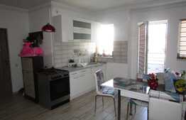 De vanzare apartament cu 2 camere, 52.20 mp, TOTUL NOU! Zona strazii Cetatii!