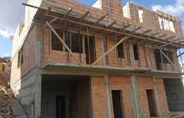 Duplex de 113 mp utili, teren de 200 mp! Totul NOU! Zona de case!