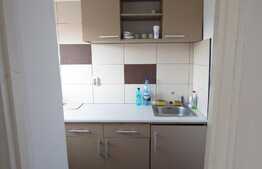 Garsoniera moderna, 24 mp, boxa la subsol, zona Spitalul de Recuperare