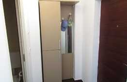 Garsoniera moderna, 24 mp, boxa la subsol, zona Spitalul de Recuperare