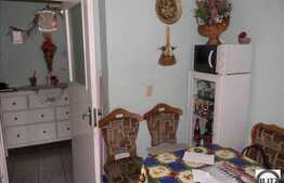 De vanzare apartament cu 3 camere, 65 mp utili, zona strazii Primaverii