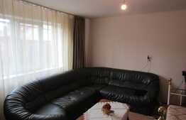 Garsoniera  33 mp, decomandata, garaj,  zona Farmec